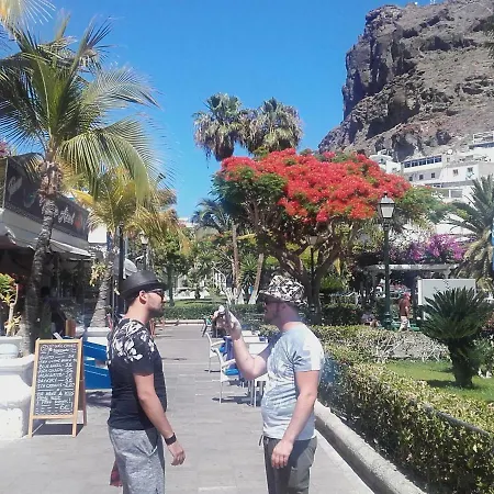 Kiyara * Puerto De Mogan